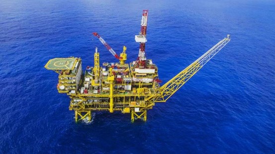 1、海南文昌海上采油平臺.jpg
